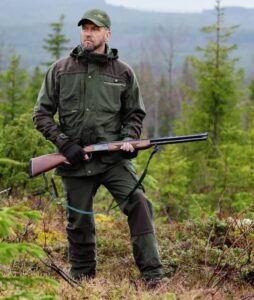 Костюм для охоты и рыбалки: выбираем качественную и практичную модель